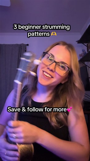 Grab your free uke starter pack in my bio!🫶🎶 Easy beginner ukulele (or guitar!) strumming patterns that work with most songs🥰 #ukulele #tutorial #uke #music #learnontiktok