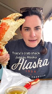 🦞 #foryoupage #fypシ #juneau #alaska #dinner #lunch #crab #kingcrab #tracyscrabshack #seafood #vacations #foryoupageofficiall #snacks #Foodie #review #howto | Crawfish lover Louisiana