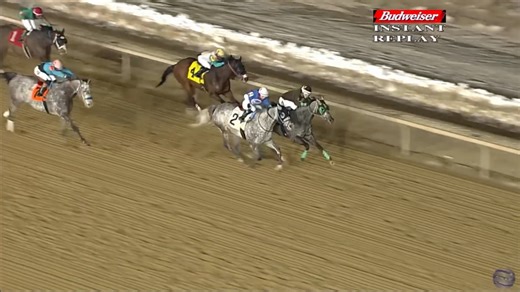 Im the Director, the youngest of the stakes winners, came out on top in the main event! | Race Charles Town