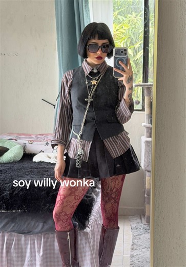 Angélica y la fábrica de chocolates: Moda y Estilo
