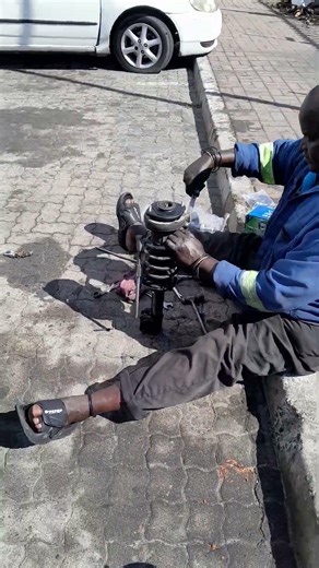 time to change shoks. corsa lite b