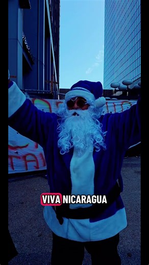 El santa Vandalico practicando las consignas para el 19 de Abril 2026en Los Ángeles, California. #nicaragua🇳🇮 #tiktoklive #livehighlights #losangeles #mentalhealth