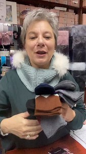 4.8K views · 83 reactions | Pedidos por guasap 695238148. Calcetines de calidad con lana sin gomas. PUNTO BLANCO #calcetines #fypシ #merceria #colores #regalos #estilo #calidez #Calidad #invierno #parati | Lencería y ropa infantil | Facebook