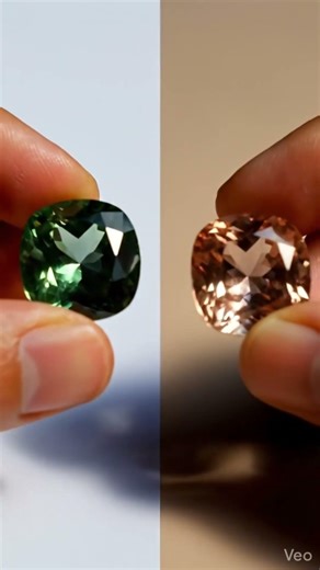 Zultanite's Impossible Color Transformation! 🤯 #gems #jewelry #rare