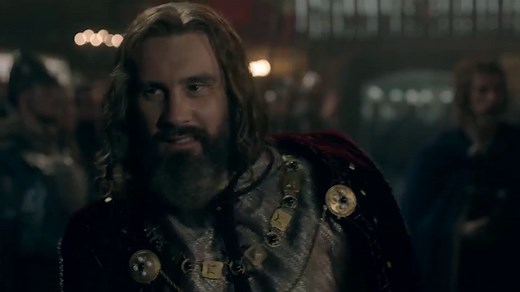 Rollo returns to Vikings season 5