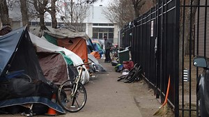 Homeless encampment fires kill 2 in Edmonton