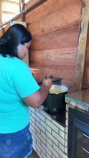 Delicious Cooking: Rustic Soup Recipe in Action