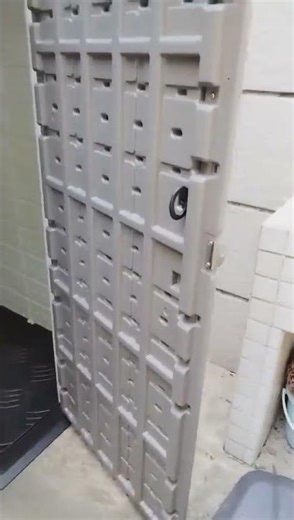 储物房装好了整体真的很不错，做工细致，材料结实一点不晃动的，师傅上门安装服务真的不错👍👍👍#活动房 #工具房#储物房