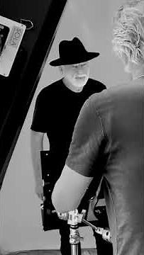 Behind the scenes at David Gilmour's MOJO cover shoot!