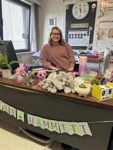 ✨ Classroom Spotlight: Miss Hammett at St. Jerome School ✨ Her classroom is a dream for literacy and learning! 🏫📚 ✅ UFLI-aligned setup ✅ Writing tips & CVC words ✅ Digraph & blend charts ✅ Tricky vowels & Heart words ✅ Daily affirmations for positivity ✅ Weather station & calendar for real-world connections ✅ Vowel Alley for phonics fun ✅ Shapes, patterns, numbers for math integration ✅ Clear classroom rules for success 👏 Huge shoutout to Miss Hammett for creating an organized, engaging, and 