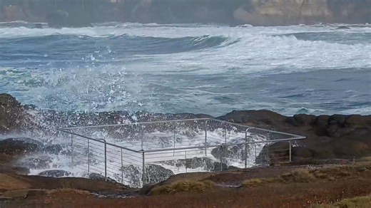 1.6K views · 36 reactions | A video of the King Tides today, absolutely awesome to see!! | Mike Draper | Facebook