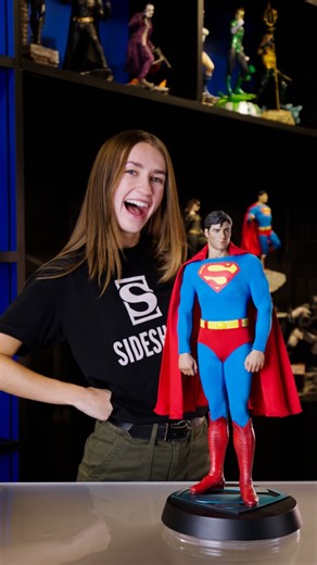 It's a bird! It's a plane! It's an unboxing of the Superman: The Movie Premium Format™ Figure! https://side.show/9bzeo #DC #Superman #Movie #Statue #ClarkKent #Unboxing | Sideshow Collectibles