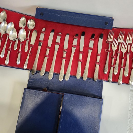 Vintage WM Rogers Mfc.co. Extra Plate Flatware Set, Original Rogers Silverplate in Case Holiday Mid Century Silverware Set Full Vintage Set - Etsy
