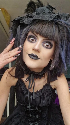 Matte black lips that stay ALL DAY 🖤 Routine using @NYX Professional Makeup & @SEPHORA #BlackLips #AltMakeup #LipRoutine #GothMakeup #MakeupTutorial