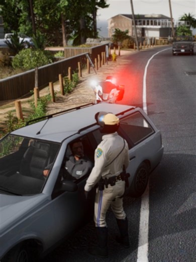 DRIVER PULLS GUN ON MOTORCYCLE COP #gta6 #fivem #lspdfr #gta5 #LAPD | GTA Police