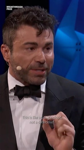‪@MarkRober‬ and James Corden create a cloud onstage at the 2026 Breakthrough Prize Ceremony