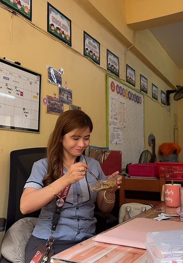 Teachers Eating Lunch in Jamaican Schools