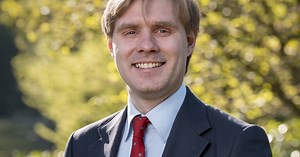 Oud-wethouder Vught Nino de Lange vervangt tijdelijk ziek PvdA-Statenlid Saskia van Hulten