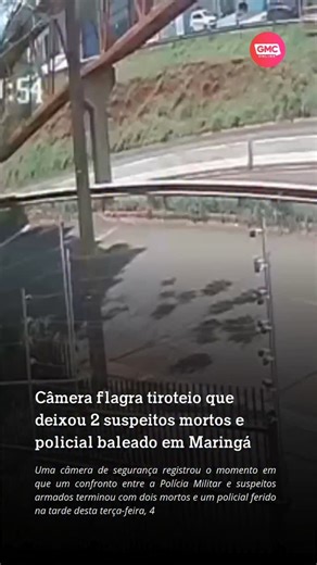 Uma câmera de segurança registrou o momento em que um confronto entre a Polícia Militar e suspeitos armados terminou com dois mortos e um policial ferido na tarde desta terça-feira, 4, no Contorno Norte, em Maringá. . Segundo a PM, as equipes tentaram abordar um veículo GM Onix clonado que vinha sendo monitorado pelo setor de inteligência por suspeita de envolvimento em diversos roubos na região. Nas imagens, é possível ver o momento em que as viaturas se aproximam e, em seguida, ocorre a troca 