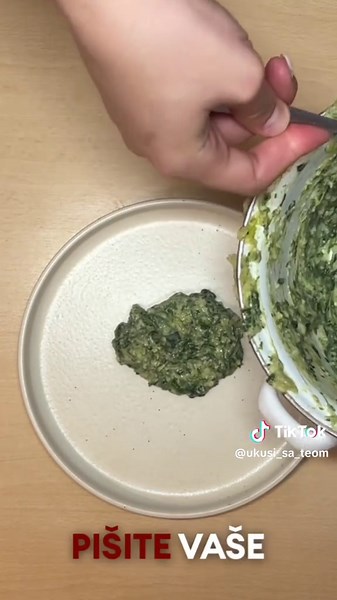 Piletina u kremastom sosu od spanaća