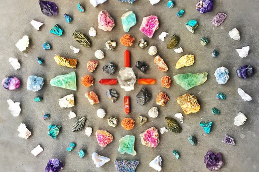 How to Make Your Own Crystal Grid