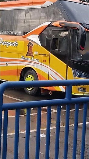 suasana terminal Poris