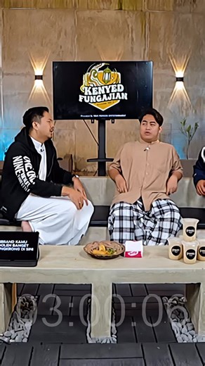 Kenyed Fun Java | Tayang perdana 3.30 wib dini hari sambil nemenin kalian sahur di Channel YouTube KENYED FUN JAVA #kenyedfungajian #kenyedfunjava #talkshow | Instagram