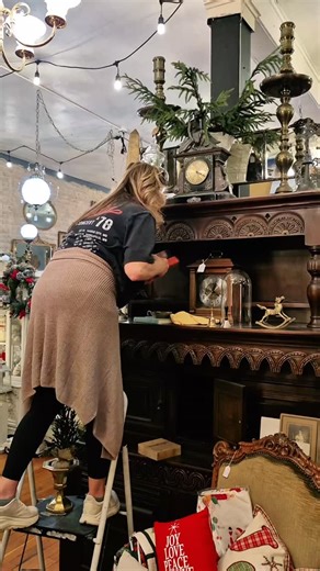 ✨ From everyday charm to full Christmas magic — all thanks to my incredible sister and our talented vendors. Every corner of the shop has been transformed with care, creativity, and so much heart. I say it often because it’s true — I’m the luckiest. ❤️ Grateful doesn’t even begin to cover it. Come see the magic they’ve created at American Rust & Patina — it’s pure holiday wonder. 🎄 Thanks for the great turnout today at our Christmas Market. We'll be back for more on Small Business Saturday and 