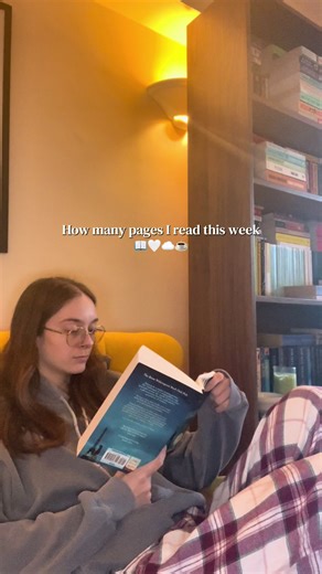 Weekend making up for a slow reading week otherwise 🥲📖 #booktok #currentlyreading #howmanypages #thenightingale #kristinhannah