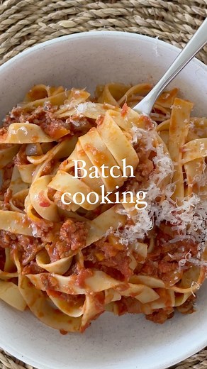Nicole Maguire | Batch Cooking Welcome back to a new series where I share with you tips and tricks to help remove the pressure from your week and help you... | Instagram