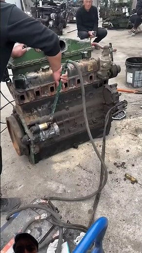 45 years old diesel engine start #automobile #mechanic #repair #enginestart #dieselengine #diesel