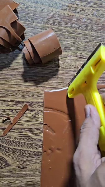 Immersive experience of wax scraping process #wax #decompress #asmr #relax#waxjugasmr