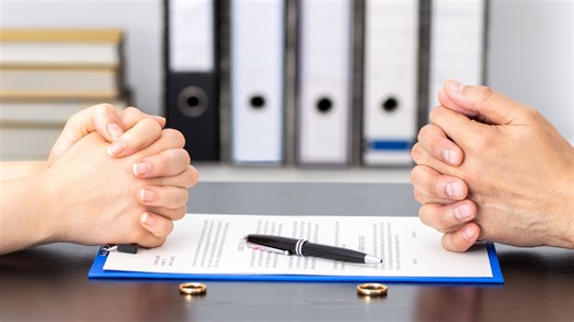 I'm a money expert, women are losing thousands in splits - how to get best deal