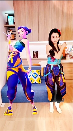 ZOEY K-POP DEMON HUNTERS COSPLAY 👀💖#kpopdemonhunteredit #kpopdemonhunterscosplay #edit #viral
