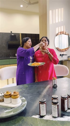 Manasa Konda on Instagram: "Get the Best & Tastiest Products! 🎉 @farmorgfoods and use coupon code TELUSA7 for a discount on their website: https://farmorgfoods.com 🚀✨ 🛒 Only for the first 300 customers! #telusamanasaa #sisters #sister #telugu #movie #songs #song #music #melody #cinema #singer #singers #pickle #hyd #food #foodie"