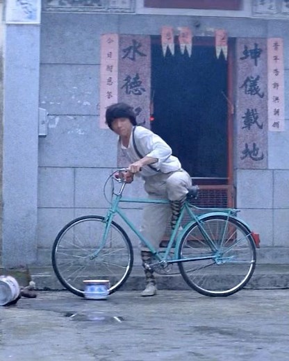 Jackie Chan's ULTIMATE Labyrinth Fight! | A Plan (1983) Hilarious Action Scene 🔥#movie #film