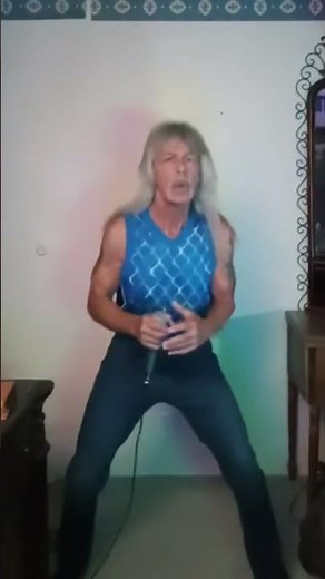Some Cameos live forever.. Poir Some Sugar On Me! #joeybreaux #karaoke #karaoketiktok #defleppard