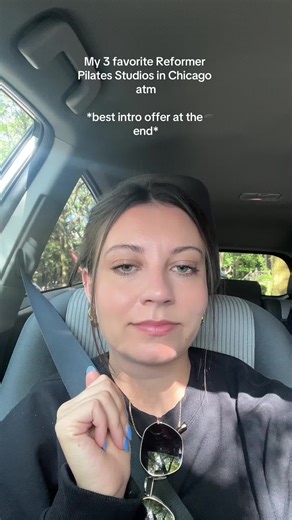 Am I missing anyone? 3 of my favorite Reformer Pilates Studios in Chicago —best intro offer at end! #greenscreen #pilates #chicagopilates