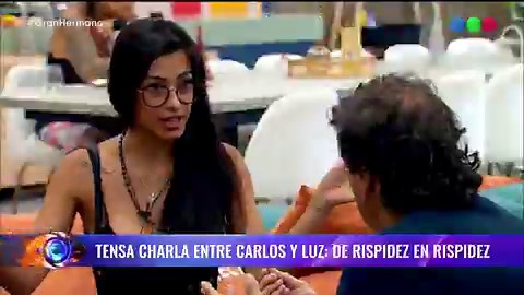 esta tipa debió ser la ganadora de gh después de hace muchos años, perfil perfecta de campeona porque TODAS las que pasan por ahí cometen el mismo error de locas desquiciadas por las cuales NUNCA ha ganado una mujer desde ese estilo. en fin, con el tiempo se darían cuenta.