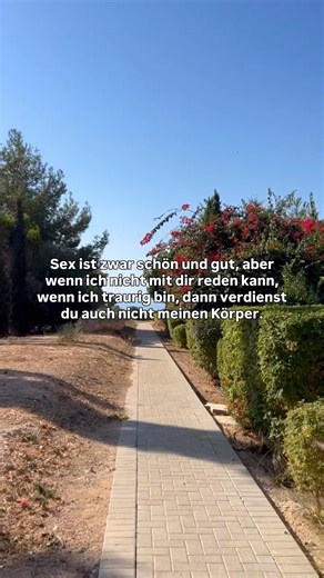 Sex ist schön, intime Nähe ist kostbar. Aber Intimität ist mehr als Körper. �Wenn ich nicht mit dir über meine Traurigkeit reden kann, wenn du nicht bei mir bleibst, wenn es schwer wird, dann verdienst du nicht meinen Körper. Ich gebe mich nur Menschen hin, die auf allen Ebenen präsent sind, körperlich, emotional, geistig und spirituell. Ein Seelenpartner ist nicht nur ein guter Liebhaber, er ist ein Gesprächspartner, ein Verlässlicher, jemand, der Verantwortung übernimmt und Nähe nicht nur ford