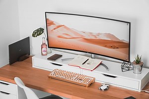 7 Best Bezel Less Monitors 2025 | More Work Space For You