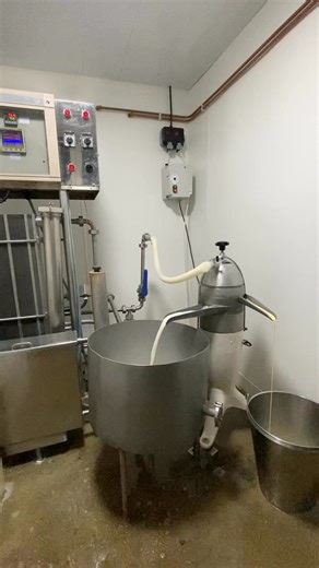 In case you ran out over the weekend I’ve just pasteurised this morning’s milk ready for the float between 9am - 12pm today. Can’t get fresher than that. | Nutfield Dairy