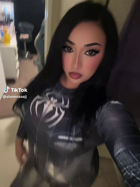 Venom Cosplay Ideas for Halloween