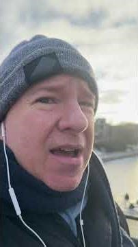 Ottawa's Rideau Canal is icy today. (Dec 1, 2025)