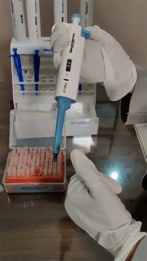 single channel micropipette fixed and variable volume avilable at Uma scientific #scientific #new