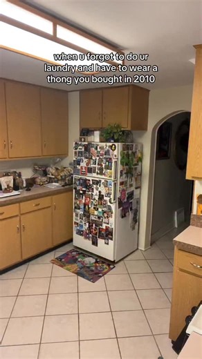 any sudden movement and that things snapping like a rubber band 😭 #funny #relatable #reels #laundry #humor #snap #foryou #fyp #fypシ #funnyreels | Jess Rodenz