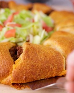 10K views · 144 reactions | Celebrate Cinco de Mayo with one of our most popular crescent rings! Taco Crescent Ring recipe: https://www.pillsbury.com/recipes/taco-crescent-ring/a52fade5-13ce-483a-b1d6-55c22aeb5c5a?utm_source=facebook&utm_medium=social_organic&utm_campaign=MSP_XX?mktgimp=oepcdmts?mktgimp=pbrbgcrescnt | Pillsbury | Facebook