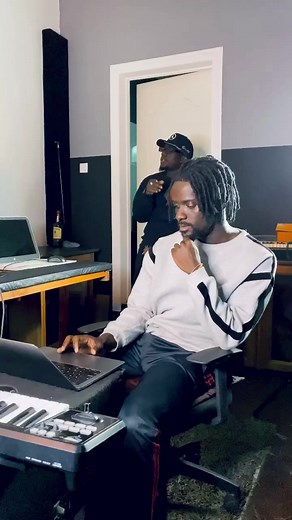 4.6K views · 278 reactions | Dear Artistes.. sometimes …臘‍♂️ Prod.By.Paq. #studiolife #recordingsession #musician #viralreels | Shaker | Facebook