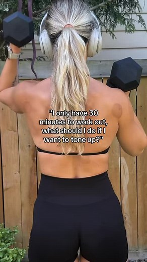 4 comments | Comment “STRONG” and I’ll send ya a week of FREE workouts - sculpt your core x upper body and create shape in the lower 冀 let’s glow up together #fitness #workoutsforwomen #workoutplan #workoutmotivation #fitnessmotivation #workoutfromhome | Sasha Hanway | Facebook
