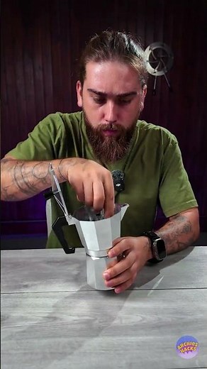 🔋 Free Energy Trick?! How I Brought a Dead Battery Back to Life ⚡